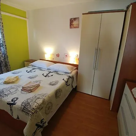 Tina Apartment *