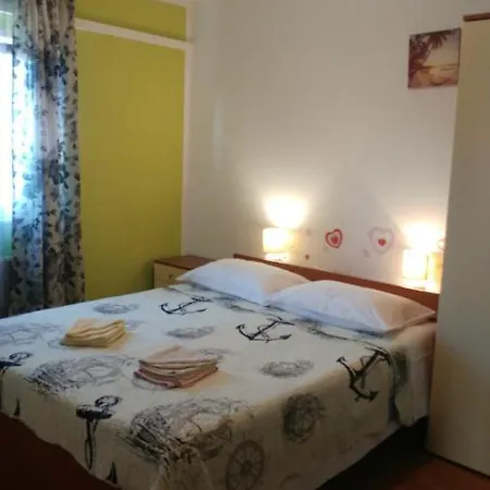 Apartment Tina Trogir