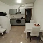 Tina Apartman Trogir